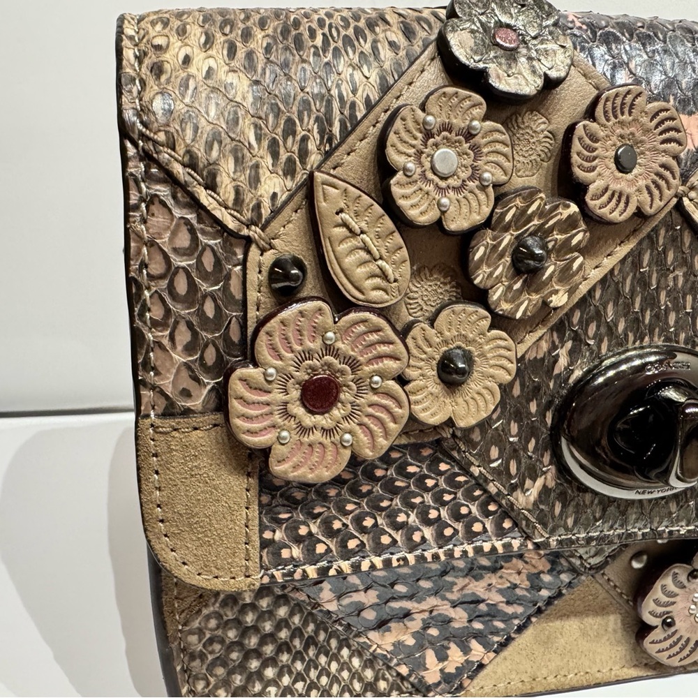 Coach Patchwork Bowery Crossbody Snakeskin 12071 in perfect preowned condition - Picture 4 of 16